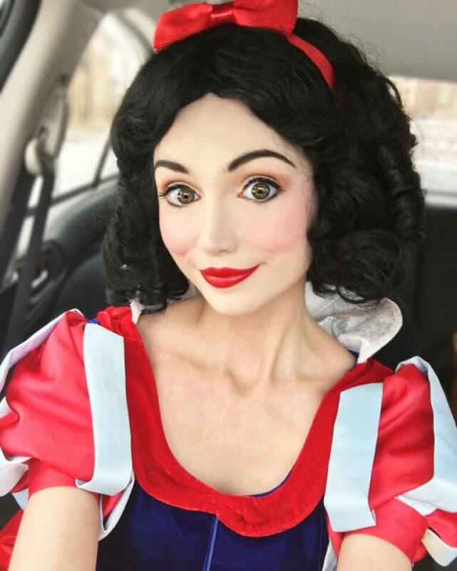 Sarah Ingle Disney princess-snow white