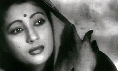 8 Celebrities Who Left the Limelight To discover Peace In Spirituality-Suchitra Sen