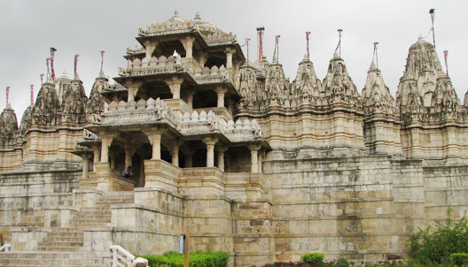 10 Religious Places In India Where Woman Are Not Allowed-JAIN TEMPLE - RAJASTHAN