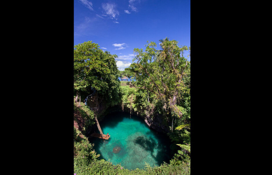 35 Places To Swim In The World's Clearest Water-Sua Trench, Samoa