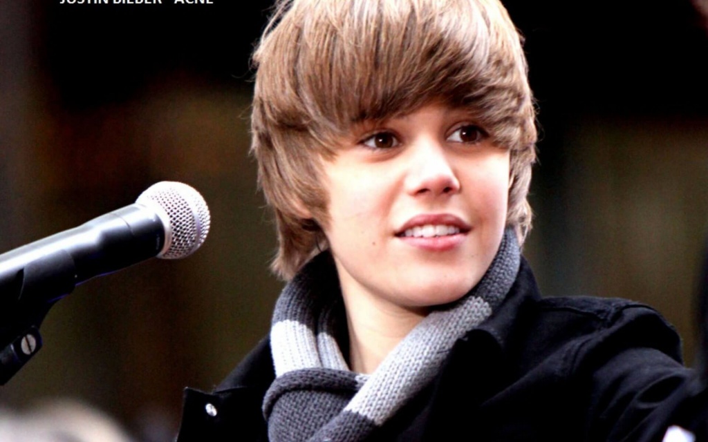 Justin Bieber Early Life