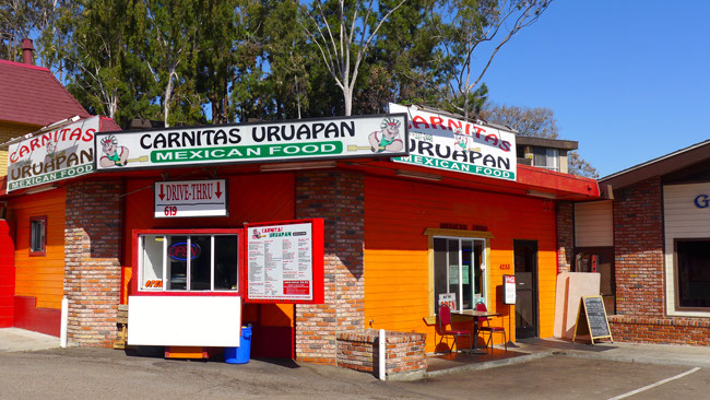 Pork tacos at Carnitas Uruapan in chicago