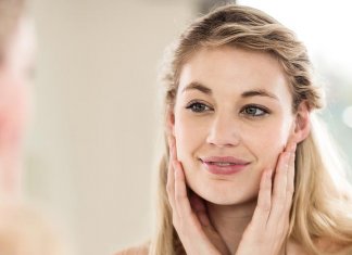 Effective-Ways-To-Moisturize your skin
