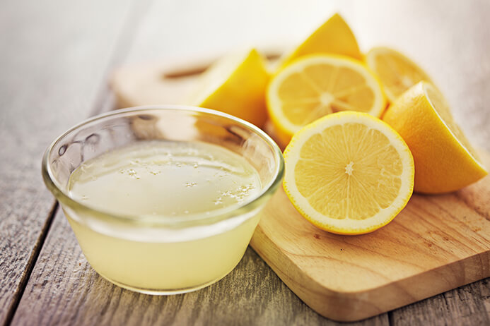 Substitute of baking soda: lemon juice