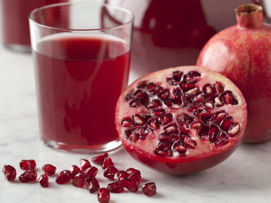 Top 15 Pomegranate Benefits: Health & Pomegranate Juice Benefits - Scoo...