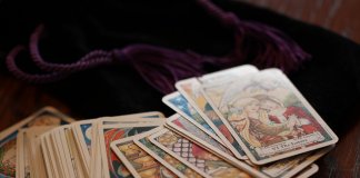 How to Find a Good Psychic Reader in 2019