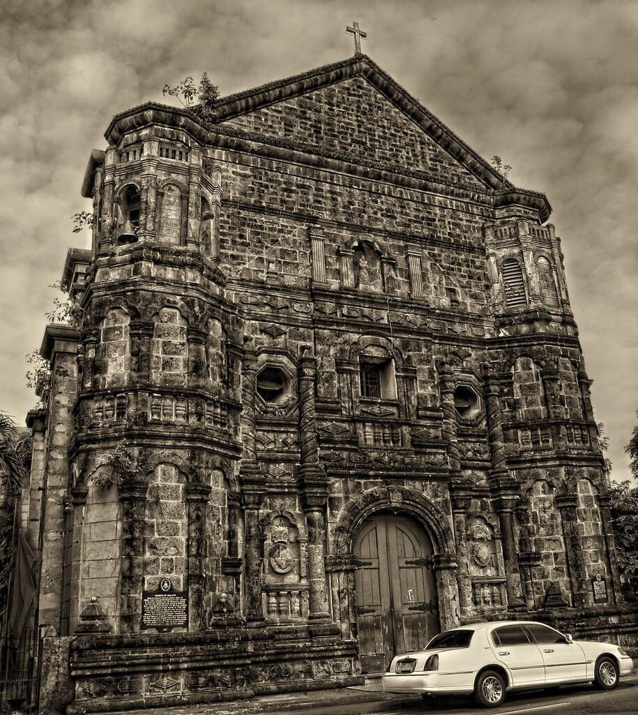 Explore Philippine History Manila