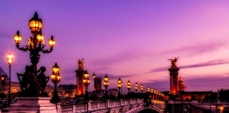 Paris Best Time for a Tour