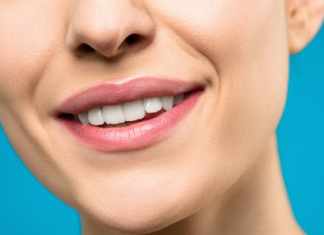AN AQUILINE NOSE