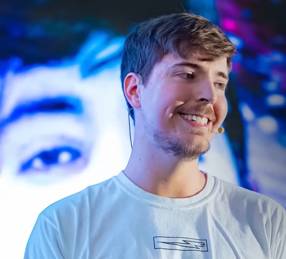 Mr Beasts Net Worth 2022 - Youtube, Business, Merch Sales, and More