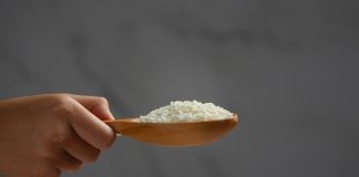 how long can rice sit out