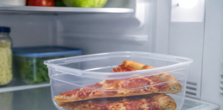 how long is pizza good for in the fridge