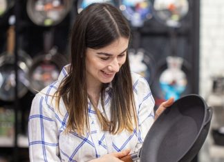 How to Clean Cast Iron Skillet: Seasoning Tips That Work how to clean cast iron skillet