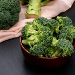 how long to steam broccoli