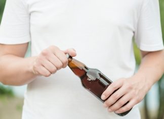 How to Open a Bottle Without a Bottle Opener Quickly how to open a bottle without a bottle opener