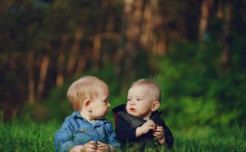 Do Identical Twins Have the Same DNA? What Science Says do identical twins have the same dna